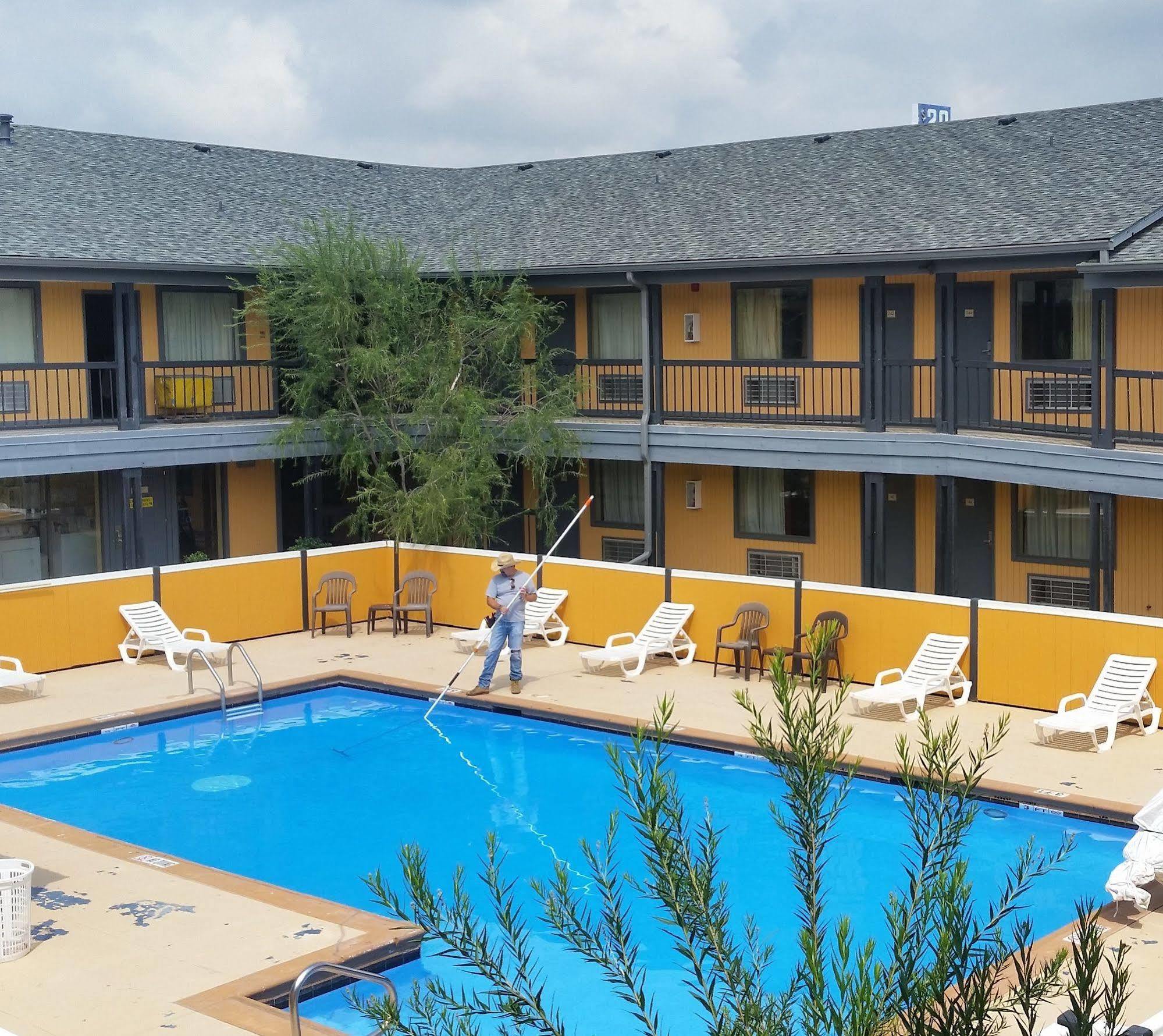The Executive Inn & Suites Амарилло Экстерьер фото